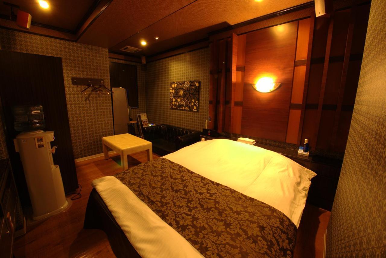 Hotel Allure (Adults Only) Нагоя Екстериор снимка
