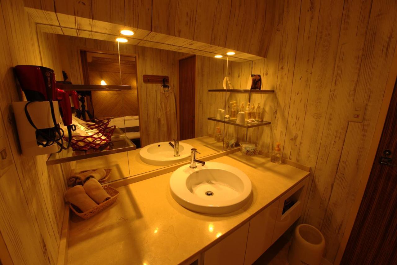Hotel Allure (Adults Only) Нагоя Екстериор снимка