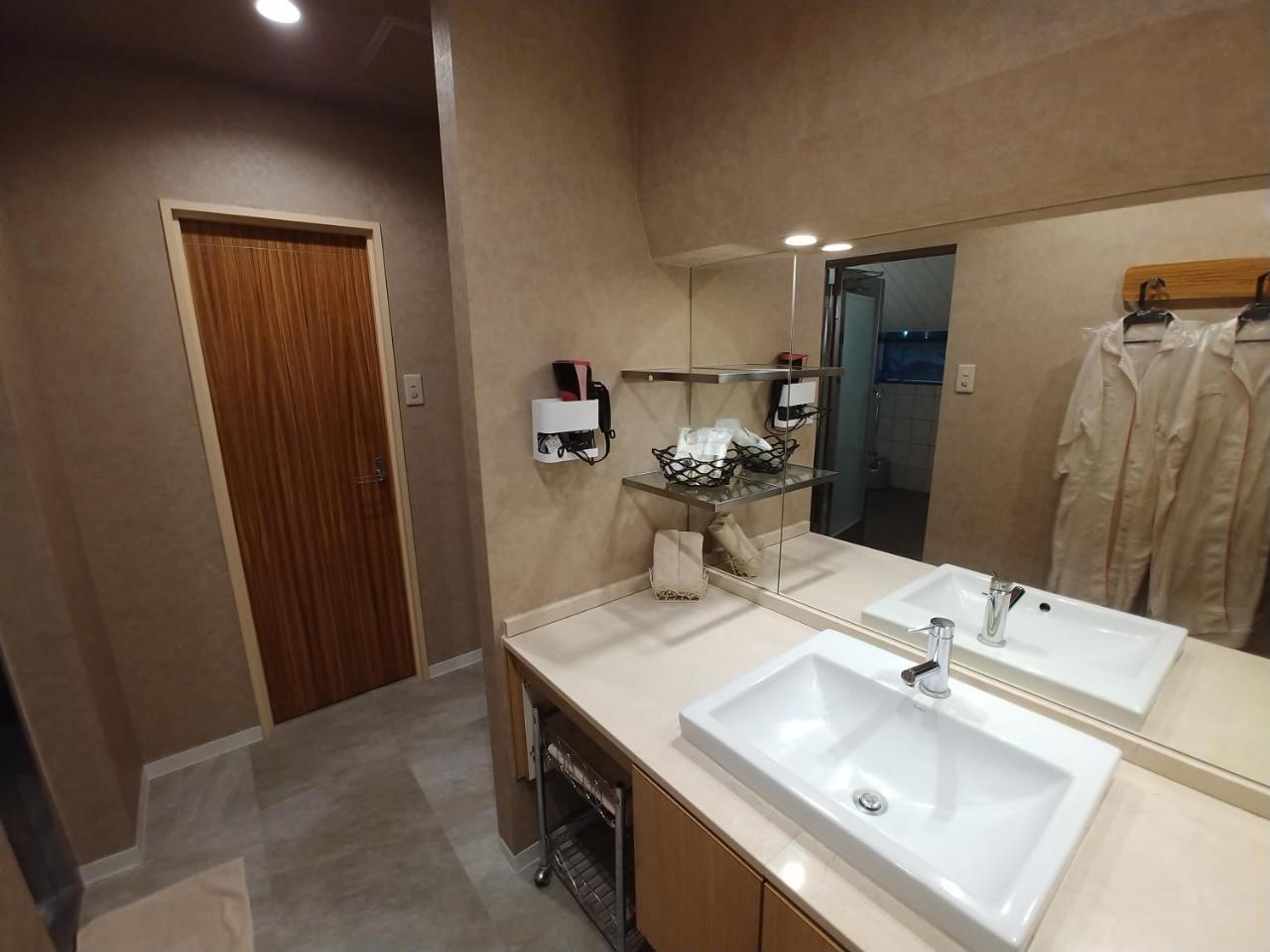 Hotel Allure (Adults Only) Нагоя Екстериор снимка