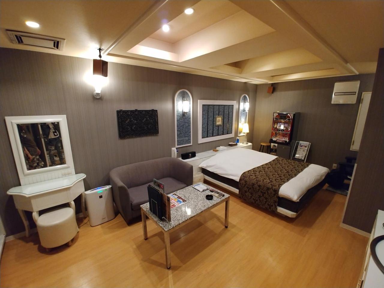 Hotel Allure (Adults Only) Нагоя Екстериор снимка