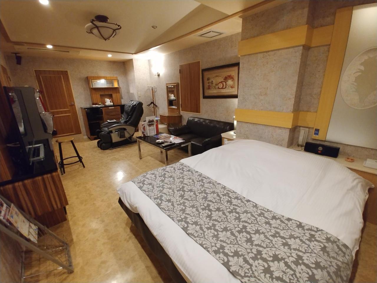 Hotel Allure (Adults Only) Нагоя Екстериор снимка