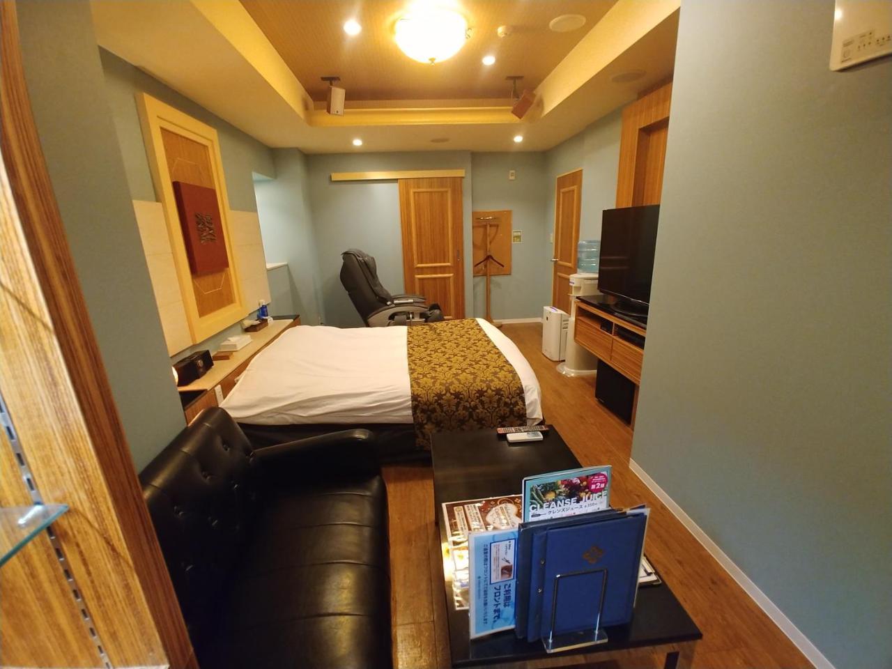 Hotel Allure (Adults Only) Нагоя Екстериор снимка
