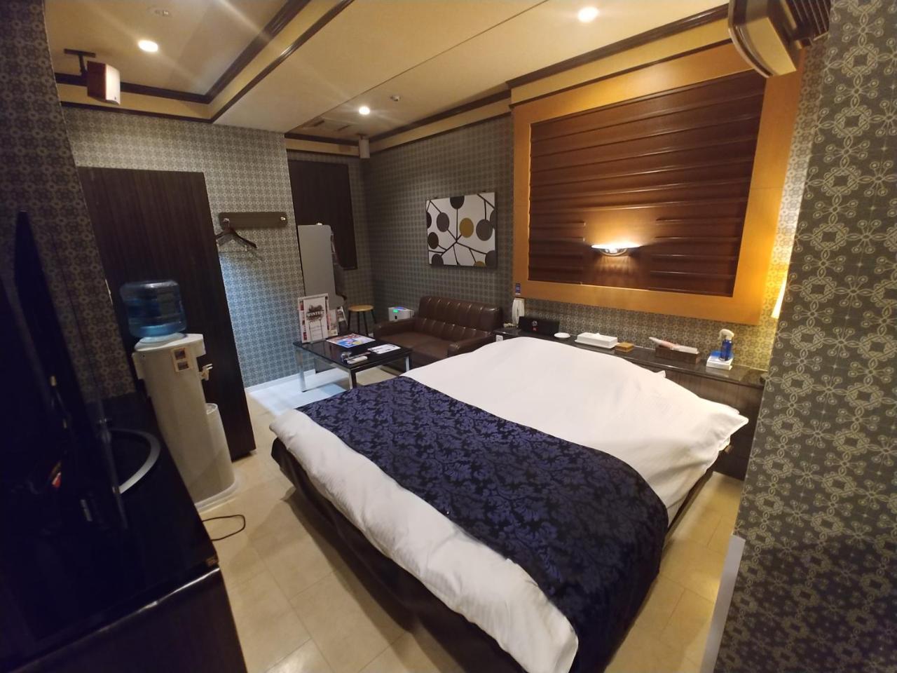 Hotel Allure (Adults Only) Нагоя Екстериор снимка