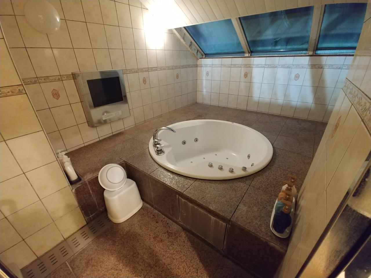 Hotel Allure (Adults Only) Нагоя Екстериор снимка