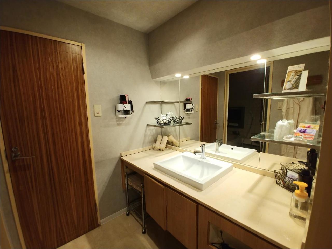 Hotel Allure (Adults Only) Нагоя Екстериор снимка
