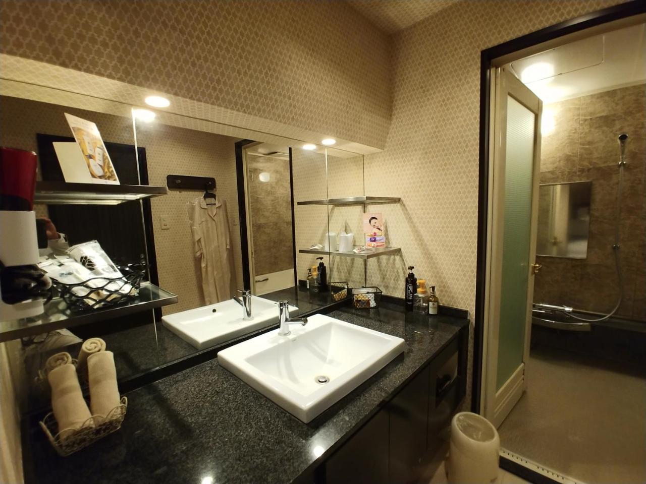 Hotel Allure (Adults Only) Нагоя Екстериор снимка