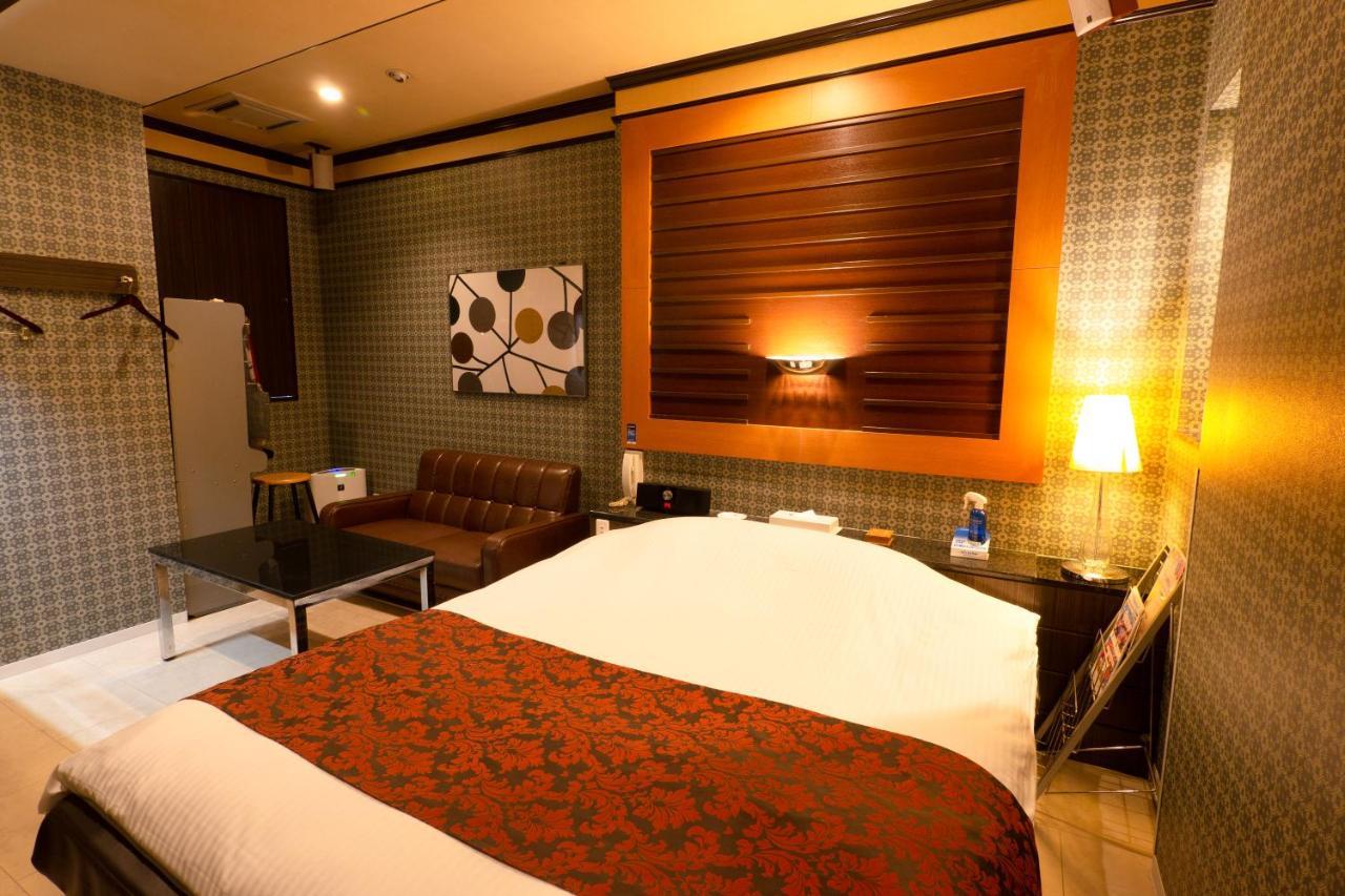 Hotel Allure (Adults Only) Нагоя Екстериор снимка