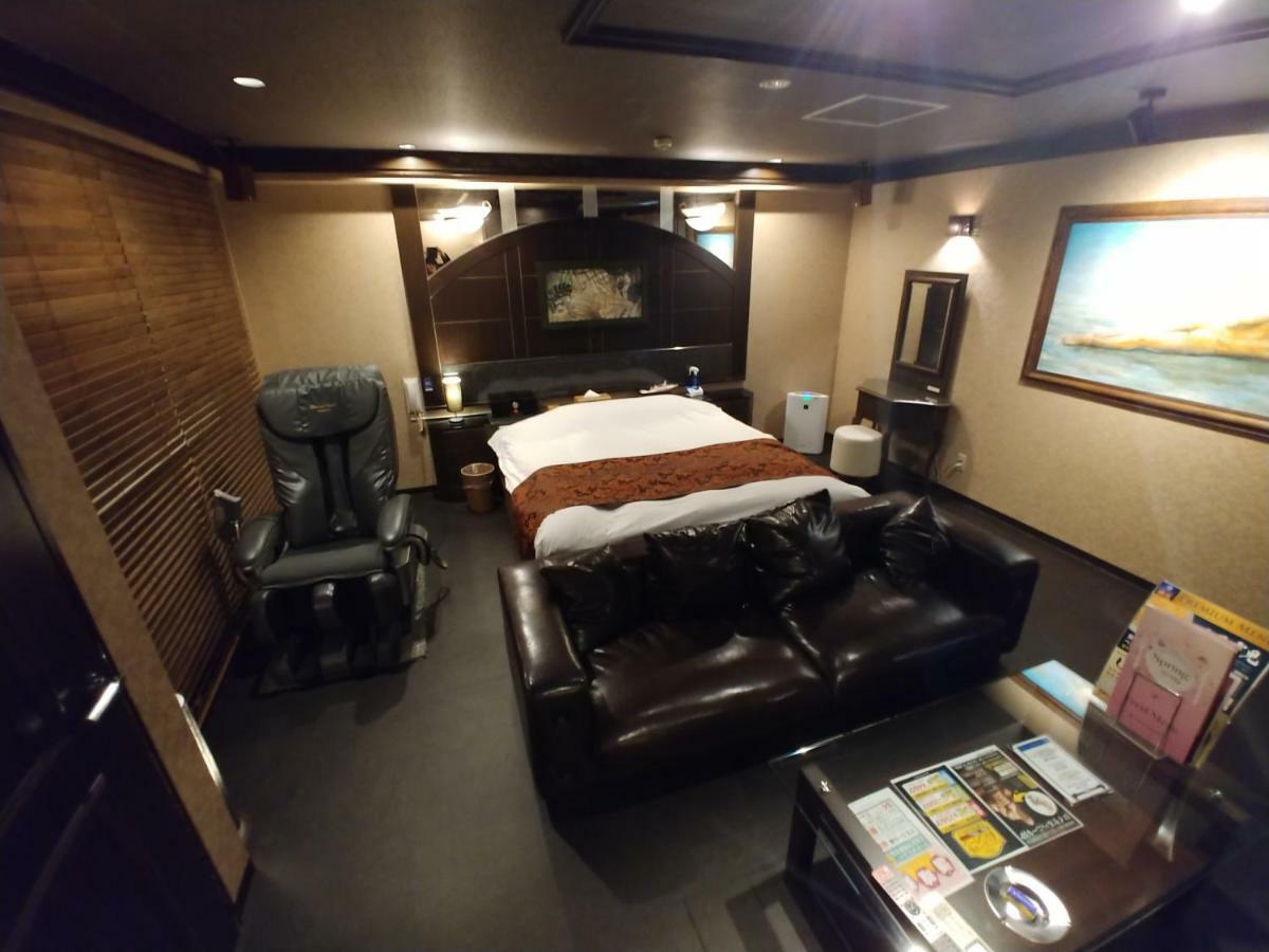 Hotel Allure (Adults Only) Нагоя Екстериор снимка